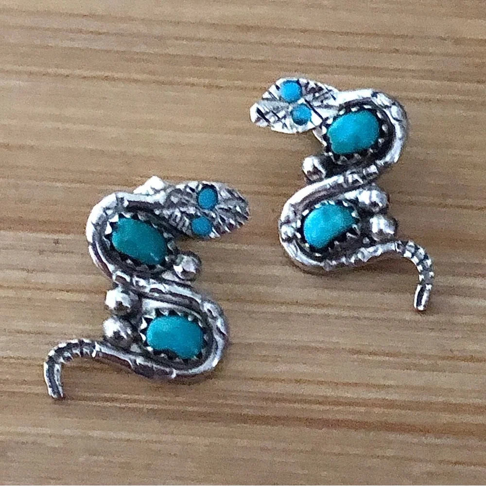 $79  Ray Nieto Native American Sterling Designer Estate Stud Earrings  NIETO 925 - Picture 5 of 5